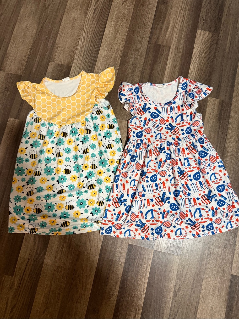 2 piece  Flutter-Sleeve Kids Dress